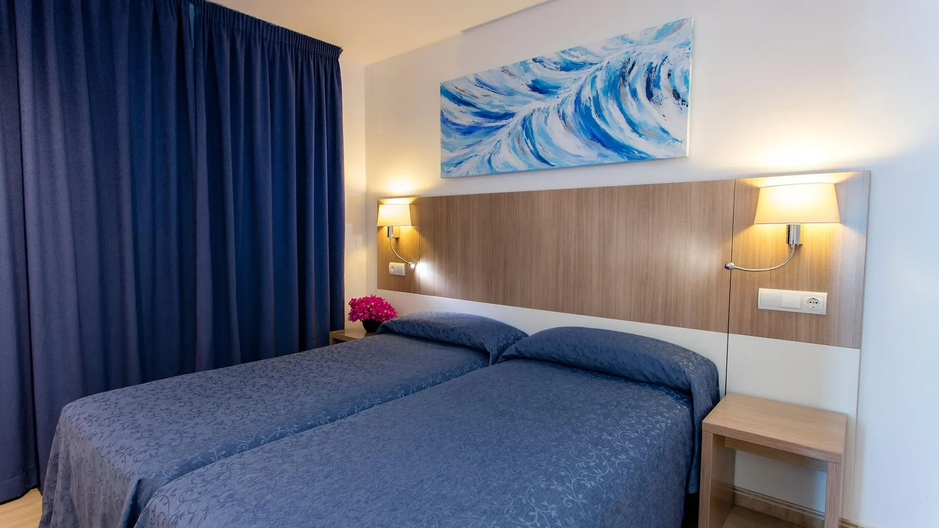 Apartamentos Sal Rossa Playa d'en Bossa Διαμέρισμα